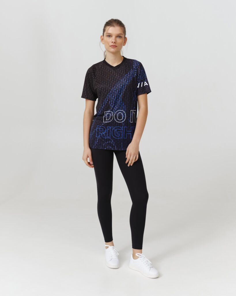 Vialet x Formcode - 2